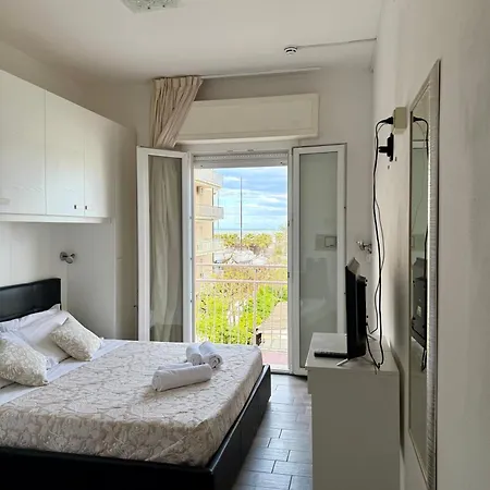 Pensión Mima Elsa Milano Marittima