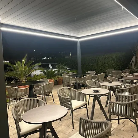 Mima Elsa Milano Marittima